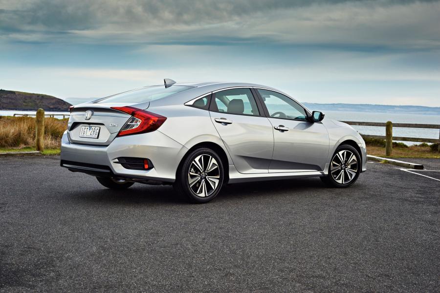  Honda Civic Sedan 2016 года  (AU) (фото 20 из 30)